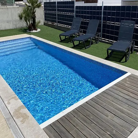 Near Obidos Lagoon And Surf Beaches Villa