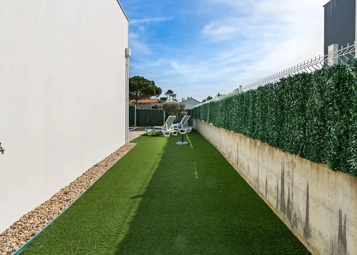 Villa Near Obidos Lagoon And Surf Beaches *